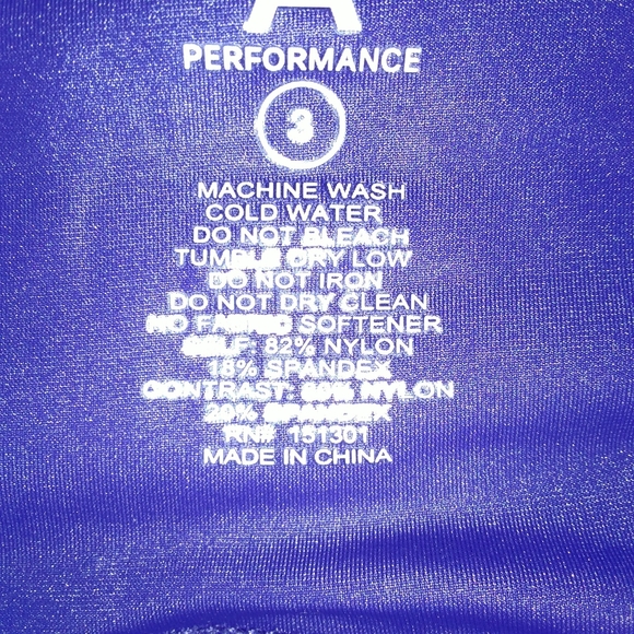 Good American Athletic Leggings - Picture 10 of 16